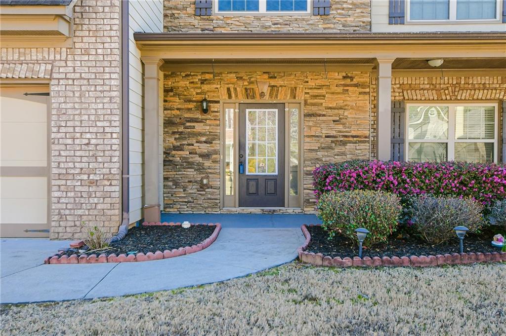 3129 Arbor Oaks Drive, Snellville, Georgia image 2