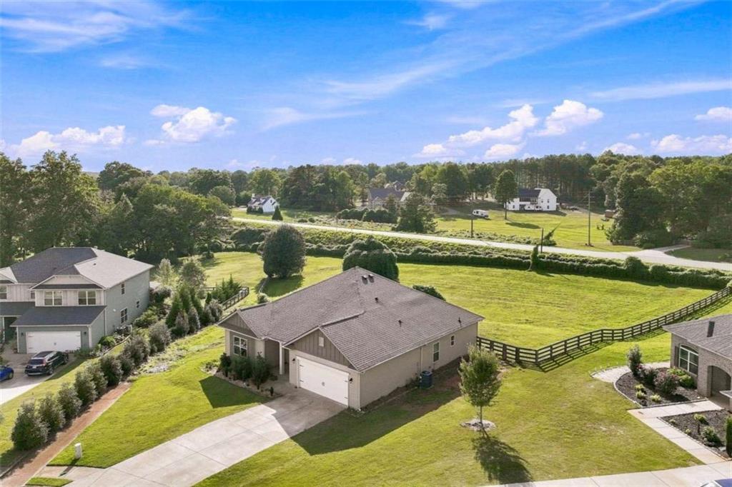 6104 Creekside View Ln