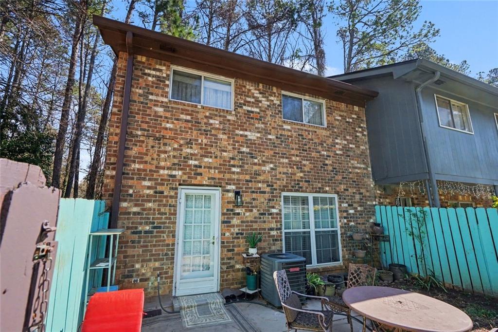 697 Garden Walk Drive