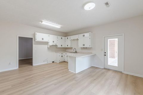 listing image 51