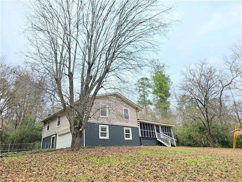 Homes For Sale - 1181 Greentree Parkway<br/> Macon, GA 31220