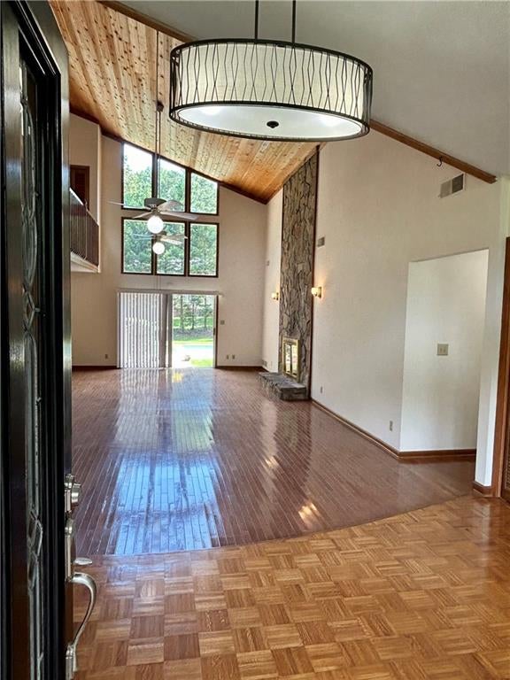 115 Nesbit Ferry Place