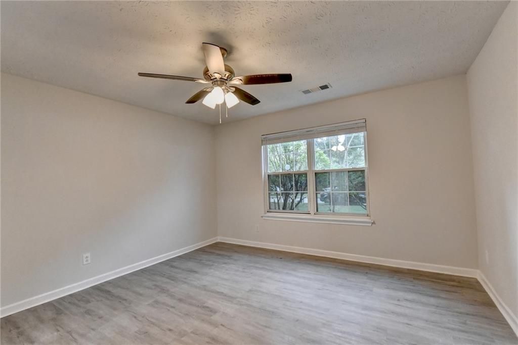 Photo of 437 Crested View Drive, Loganville, GA 30052 (MLS # 7786530)