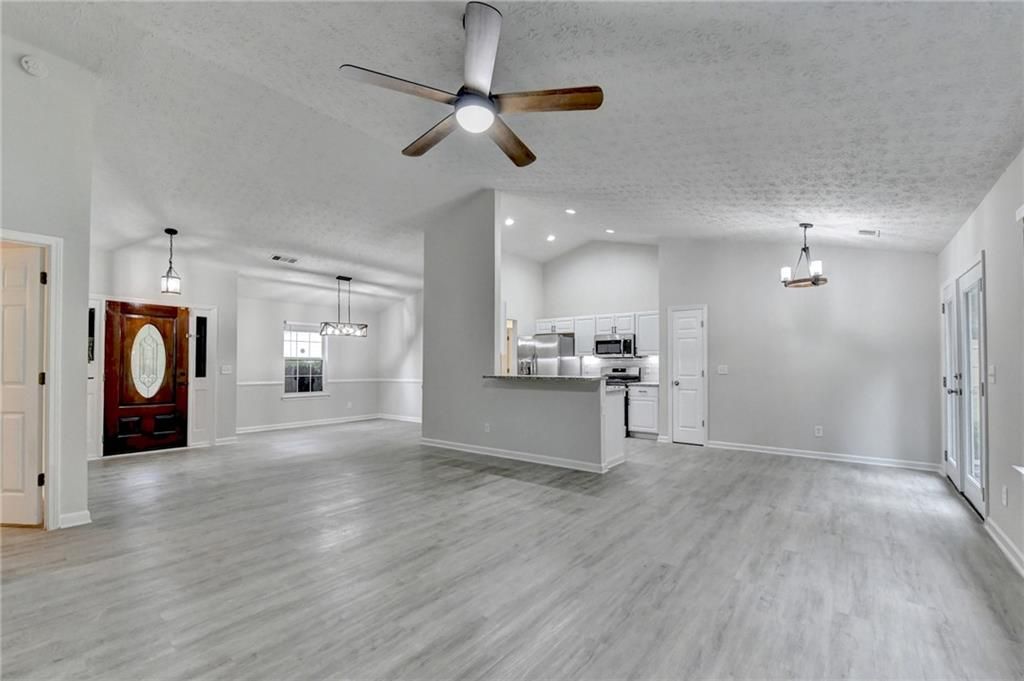 Photo of 437 Crested View Drive, Loganville, GA 30052 (MLS # 7786530)