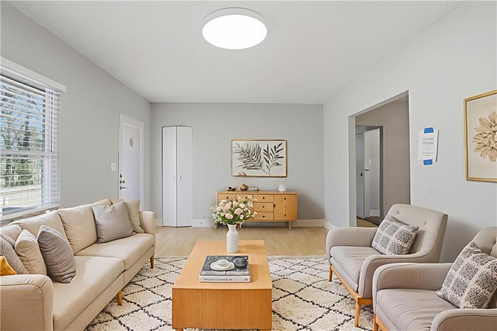 2081 Glenwood Avenue SE