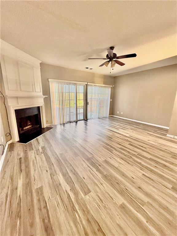 ASHFORD OAKS - Residential Lease