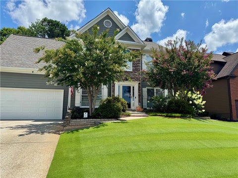 Homes For Sale - 3438 Ridgemill Circle<br/> Dacula, GA 30019