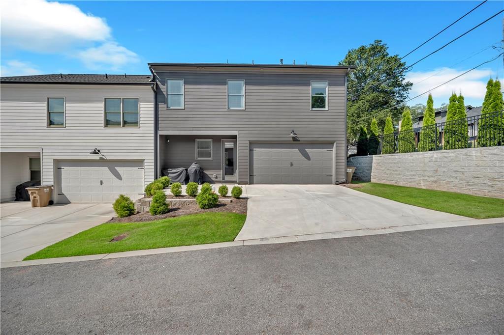 5736 Main Street