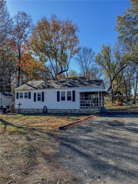 A home in Calhoun