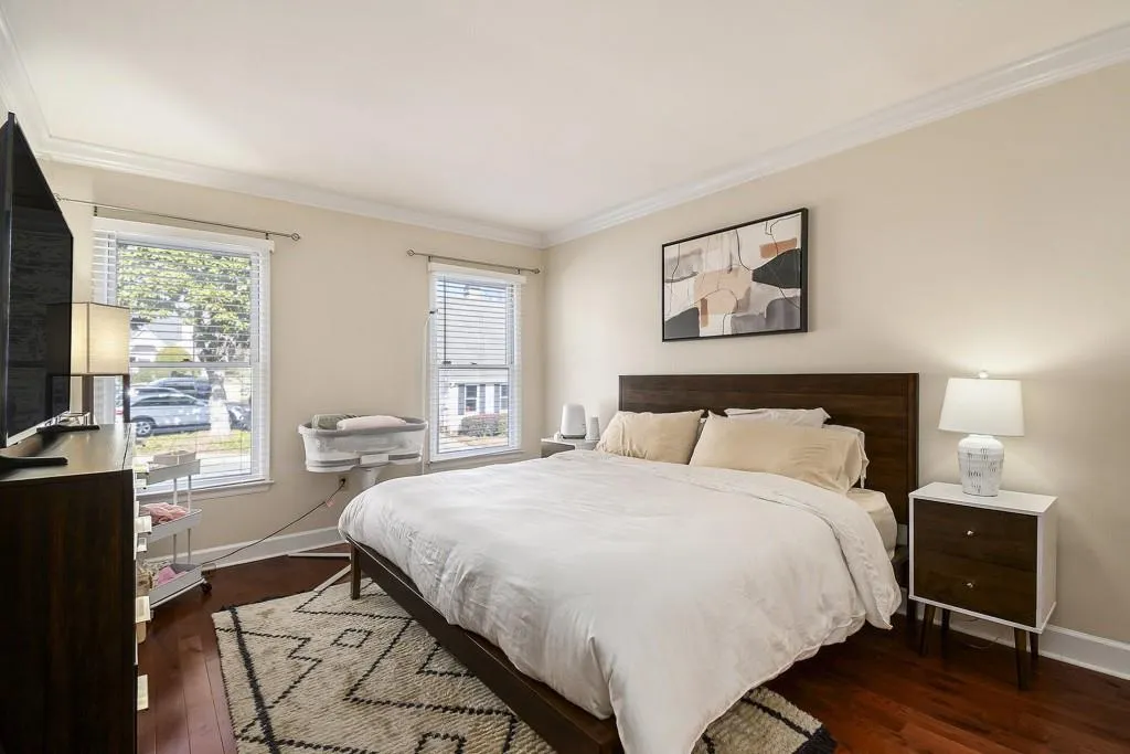 Atlanta, Georgia 30324, United States, 3 Bedrooms Bedrooms, ,3 BathroomsBathrooms,Residential,Pending,15349