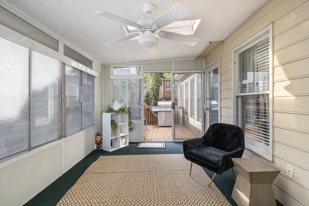 Atlanta, Georgia 30324, United States, 3 Bedrooms Bedrooms, ,3 BathroomsBathrooms,Residential,Pending,15349