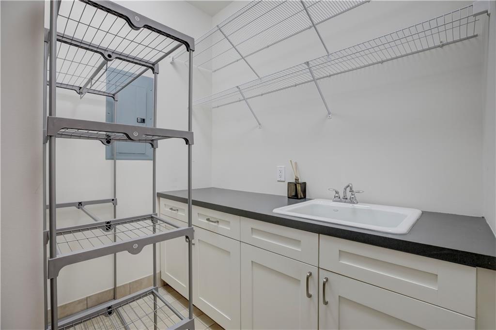 1065 Midtown Loews - Residential