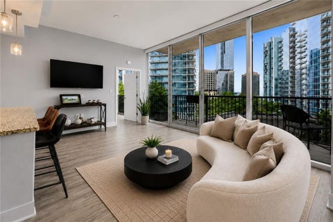 Condo For Sale - 1080 Peachtree Street #1012<br/> Fulton County, Atlanta, GA 30309