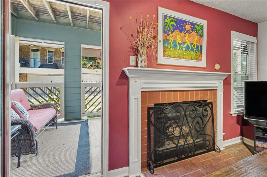 672 McGill Place 672