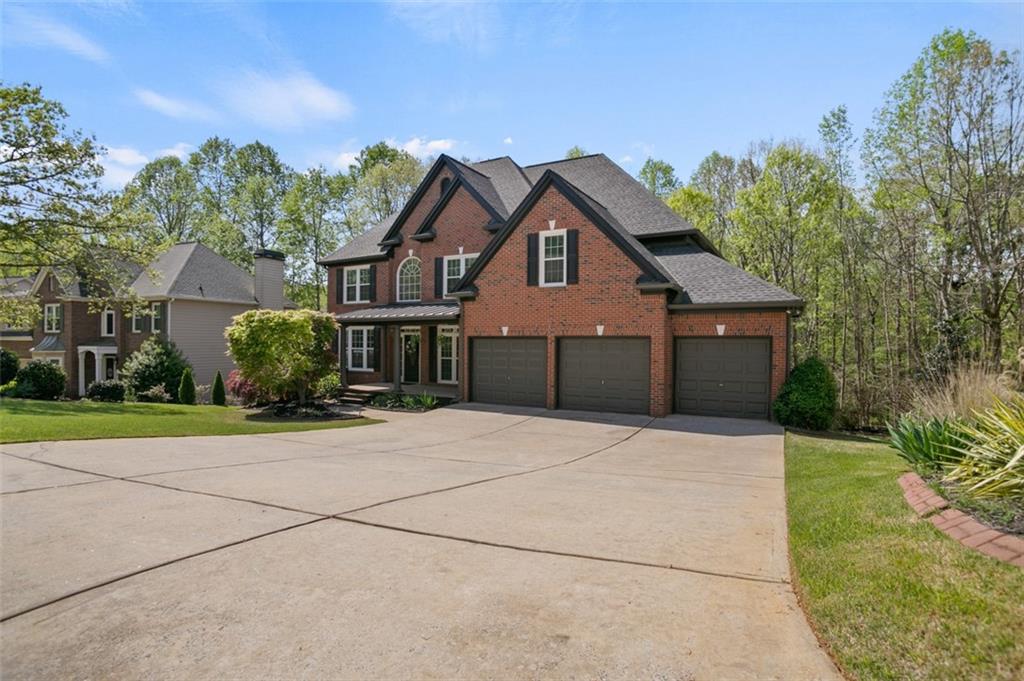 439 Lake Point Trace, Canton, Georgia image 3