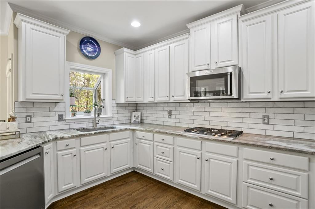 439 Lake Point Trace, Canton, Georgia image 18