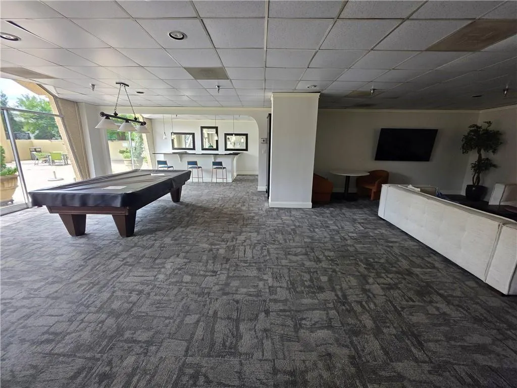 Atlanta, Georgia 30305, United States, 1 Bedroom Bedrooms, ,1 BathroomBathrooms,Residential,Active,214652