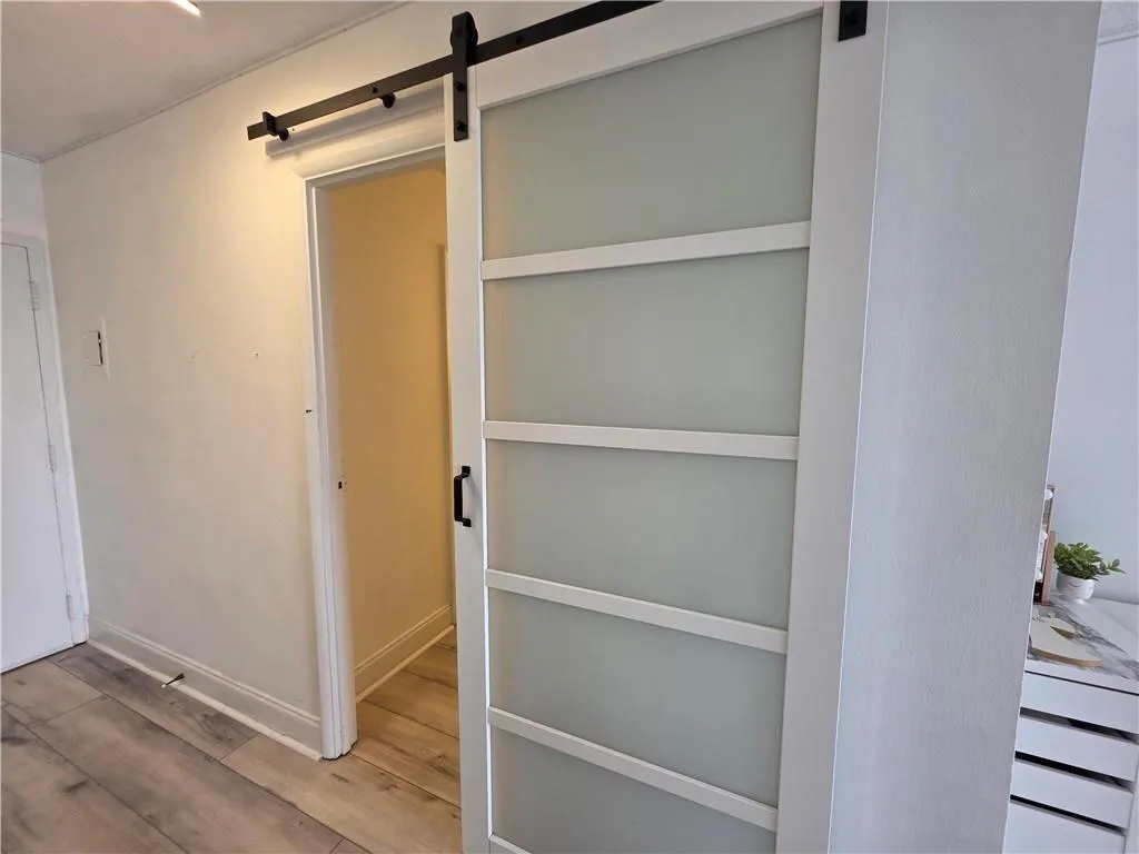 Atlanta, Georgia 30305, United States, 1 Bedroom Bedrooms, ,1 BathroomBathrooms,Residential,Active,214652