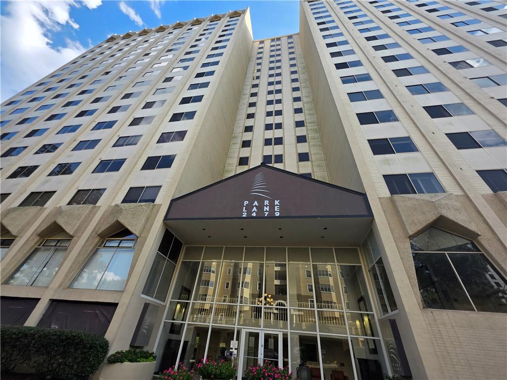 Parklane on Peachtree - Residential