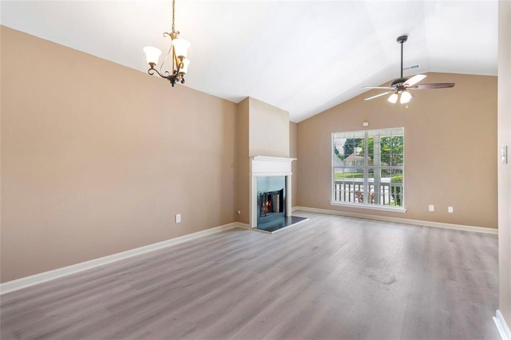 5805 Eagles Feather Lane, Riverdale, Georgia image 4
