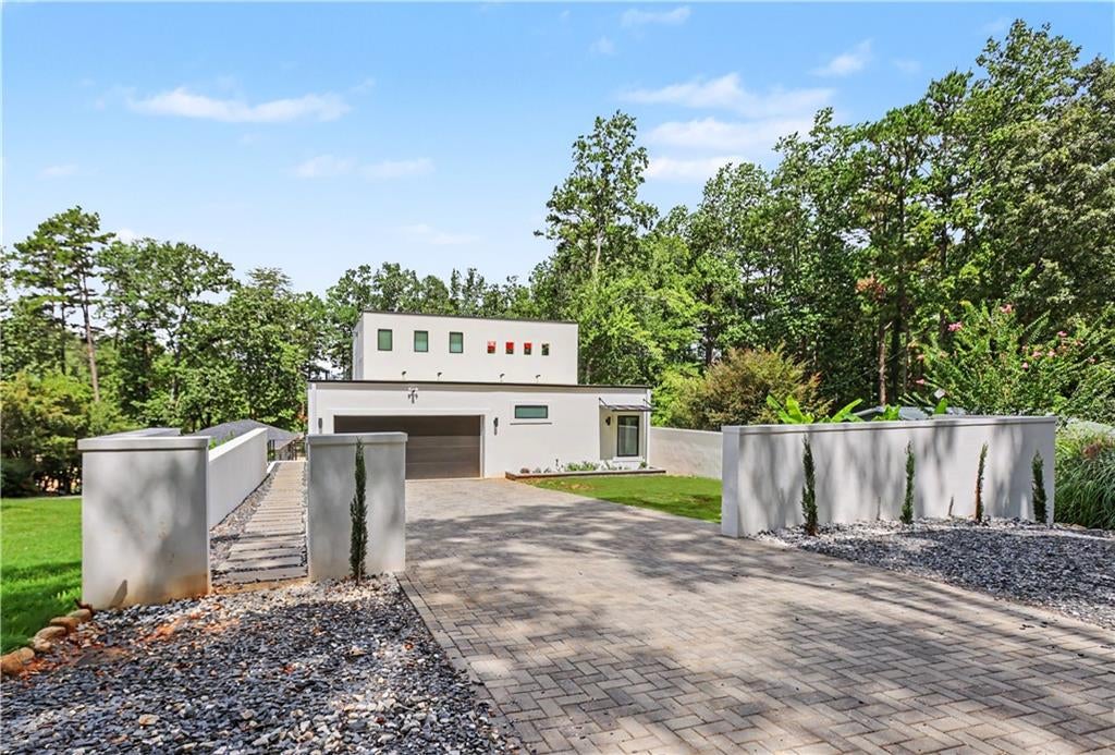 293 N Century Drive