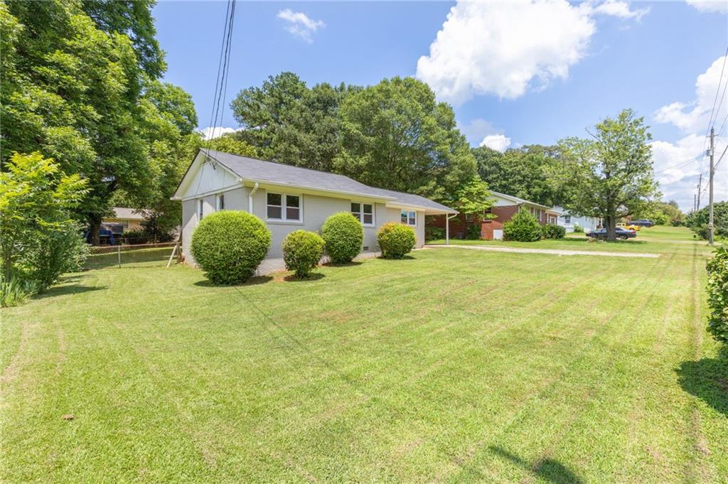 90 Pat Mell Road SW