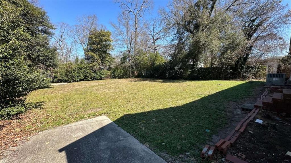 302 Cherokee Drive, Warner Robins, Georgia image 17
