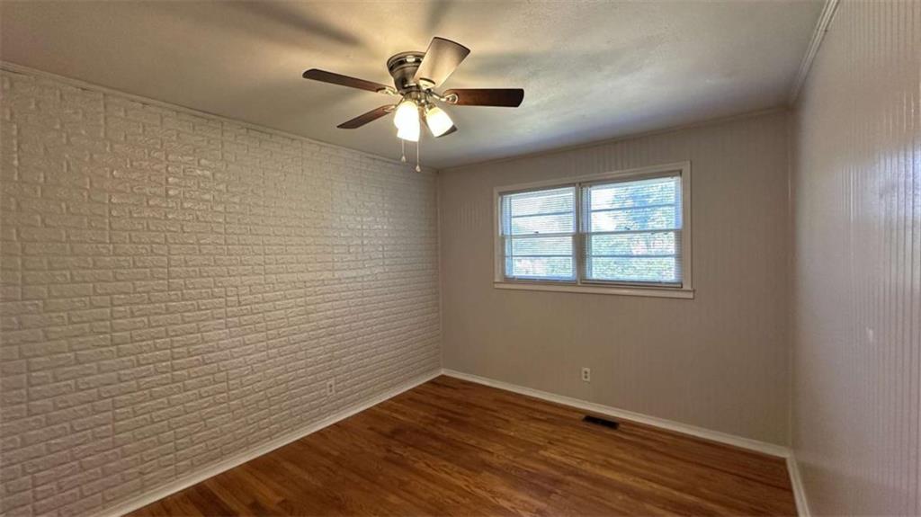 302 Cherokee Drive, Warner Robins, Georgia image 11