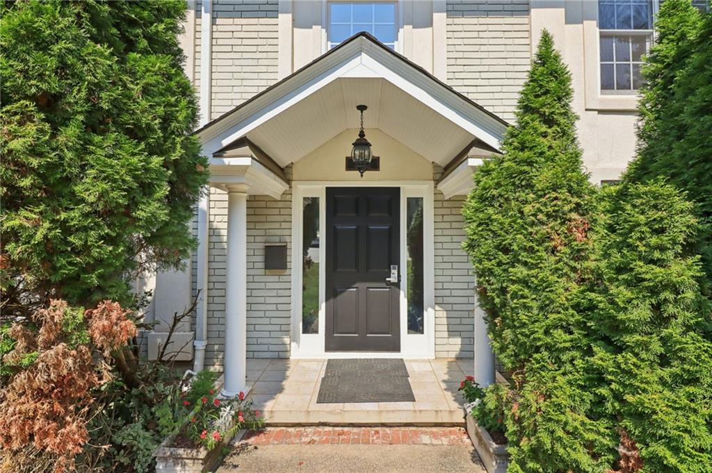 1020 Scott Boulevard F4