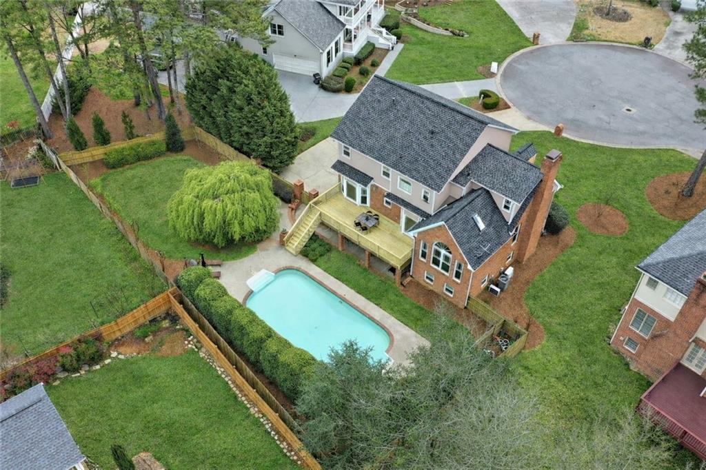 317 Covered Bridge Place SW