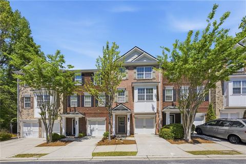 Photo of 2335 Meadow Peak Point, Duluth, GA 30097 (MLS # 7754625)