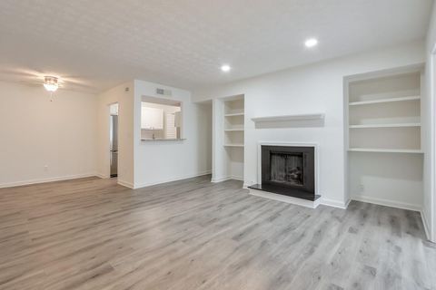 320 Park Ridge Circle Marietta GA 30068