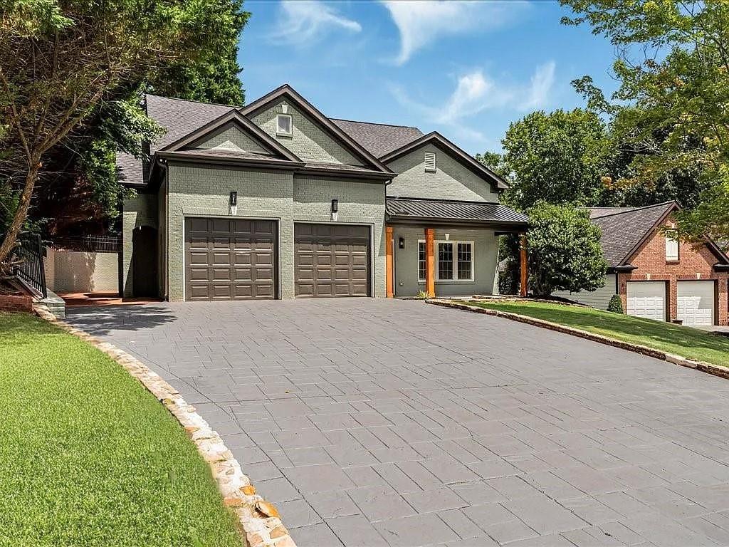 6515 Mountain Vista Court