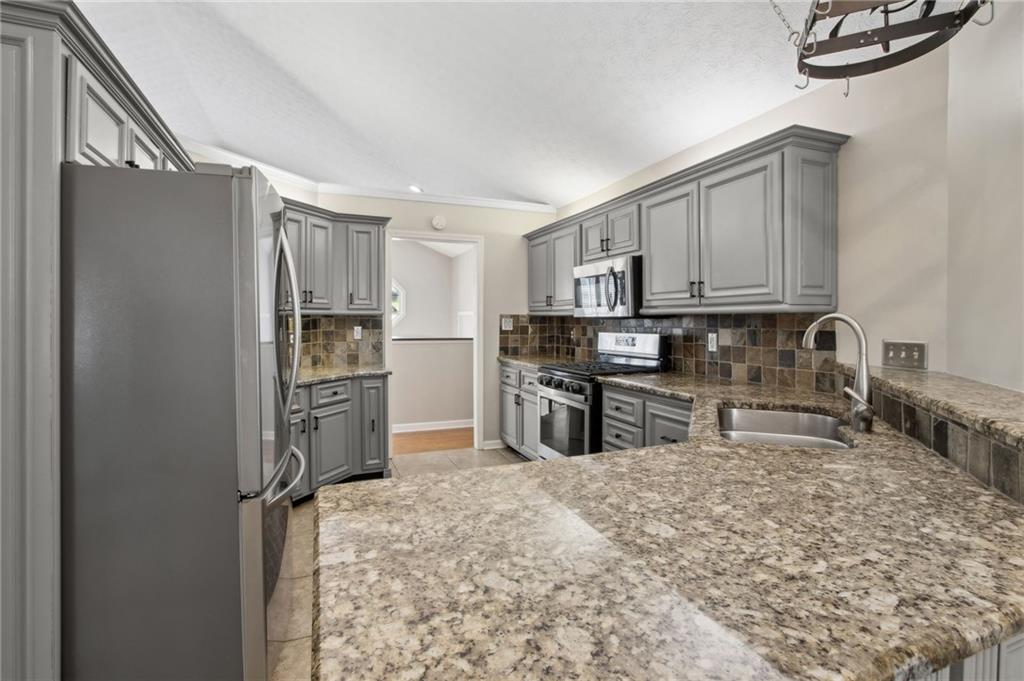 6604 Windbrook Way, Flowery Branch, Georgia image 24