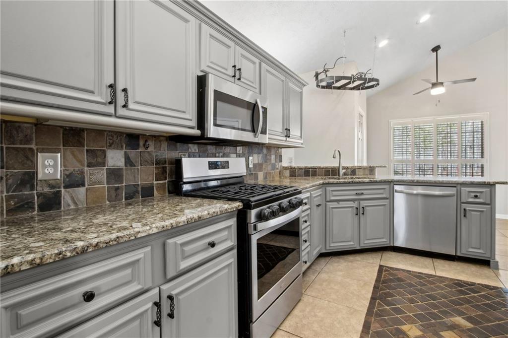 6604 Windbrook Way, Flowery Branch, Georgia image 19