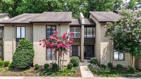 12 Ivy Ridge NE Atlanta GA 30342