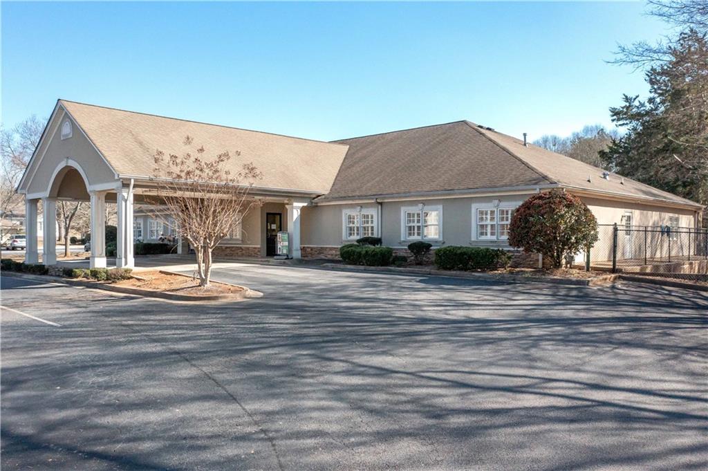 516 W Bankhead Highway W