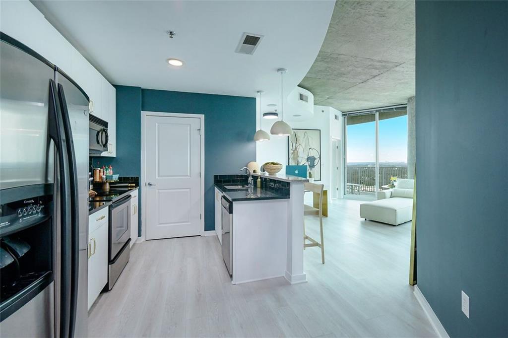 361 17th Street NW 2122