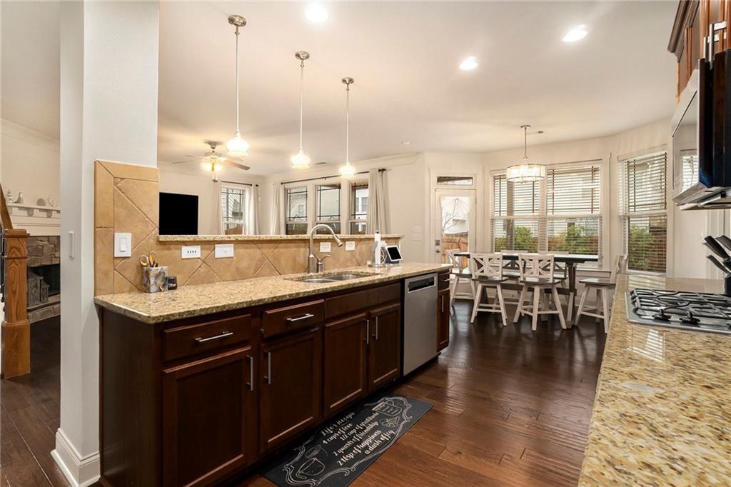 2103 Old Georgian Terrace NW