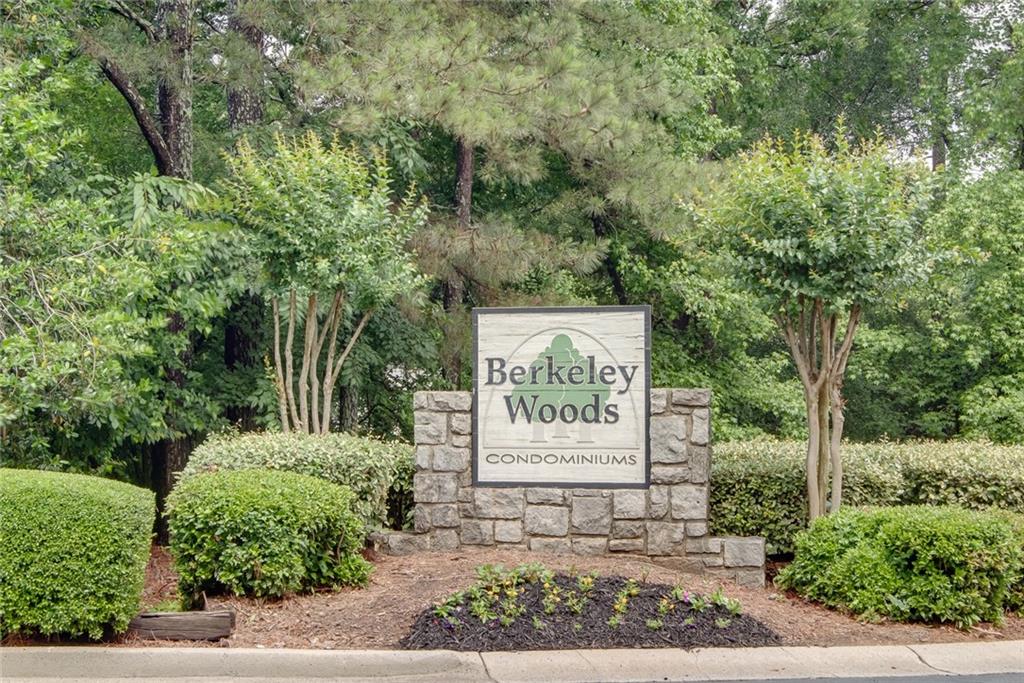 307 Berkeley Woods Drive, Duluth, Georgia image 36