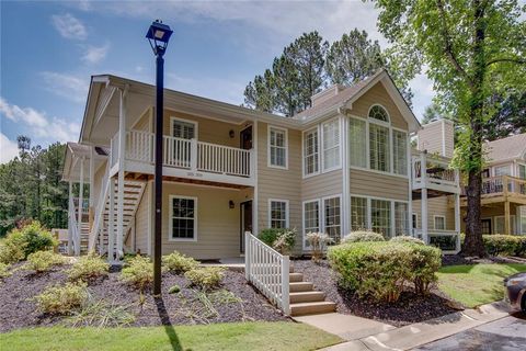 307 BERKELEY WOODS Drive Duluth GA 30096