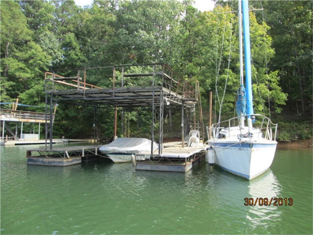 5775 Lakeshore Drive