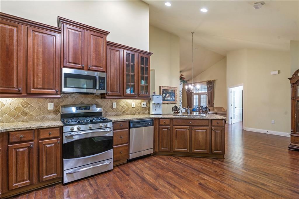 2703 Brookhavenrun Circle, Duluth, Georgia image 7