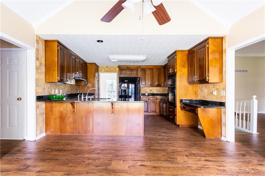 427 Picketts Lake Drive, Acworth, Georgia image 20