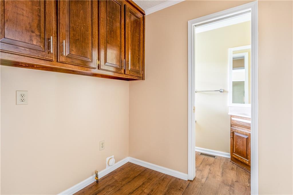 427 Picketts Lake Drive, Acworth, Georgia image 28