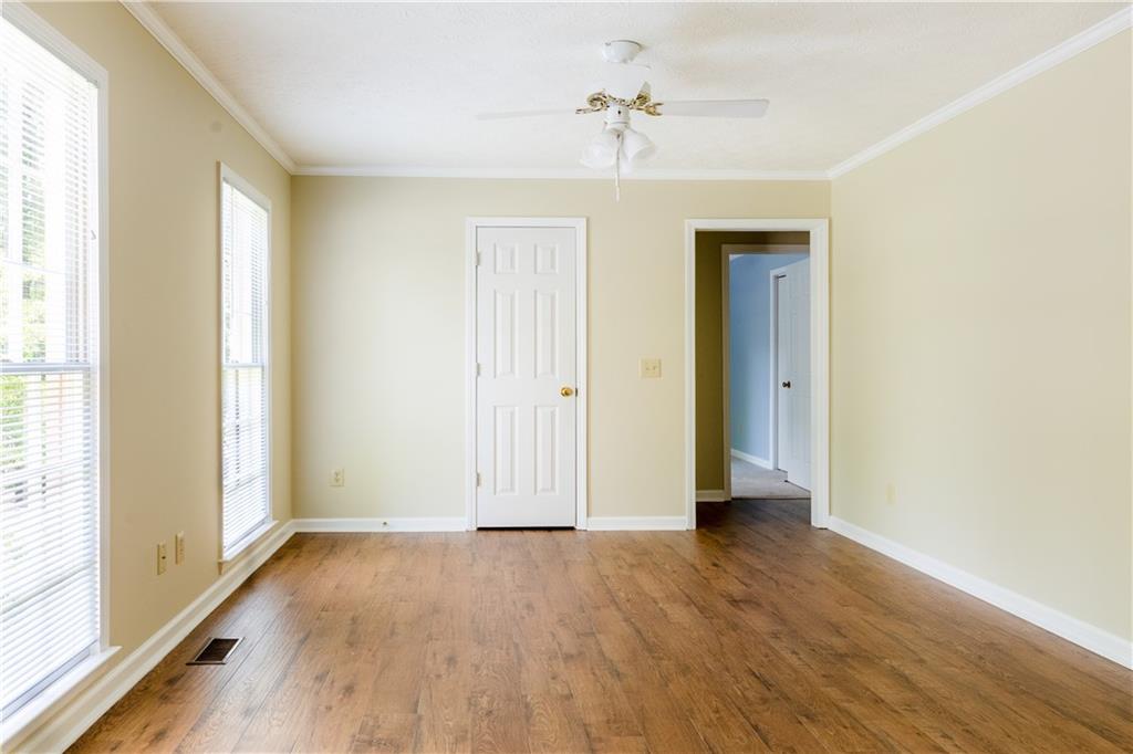 427 Picketts Lake Drive, Acworth, Georgia image 8