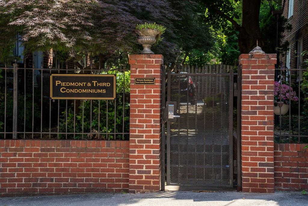 690 Piedmont Avenue NE 17