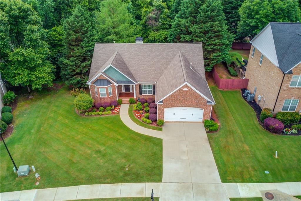 4235 Crestwood Bend Circle