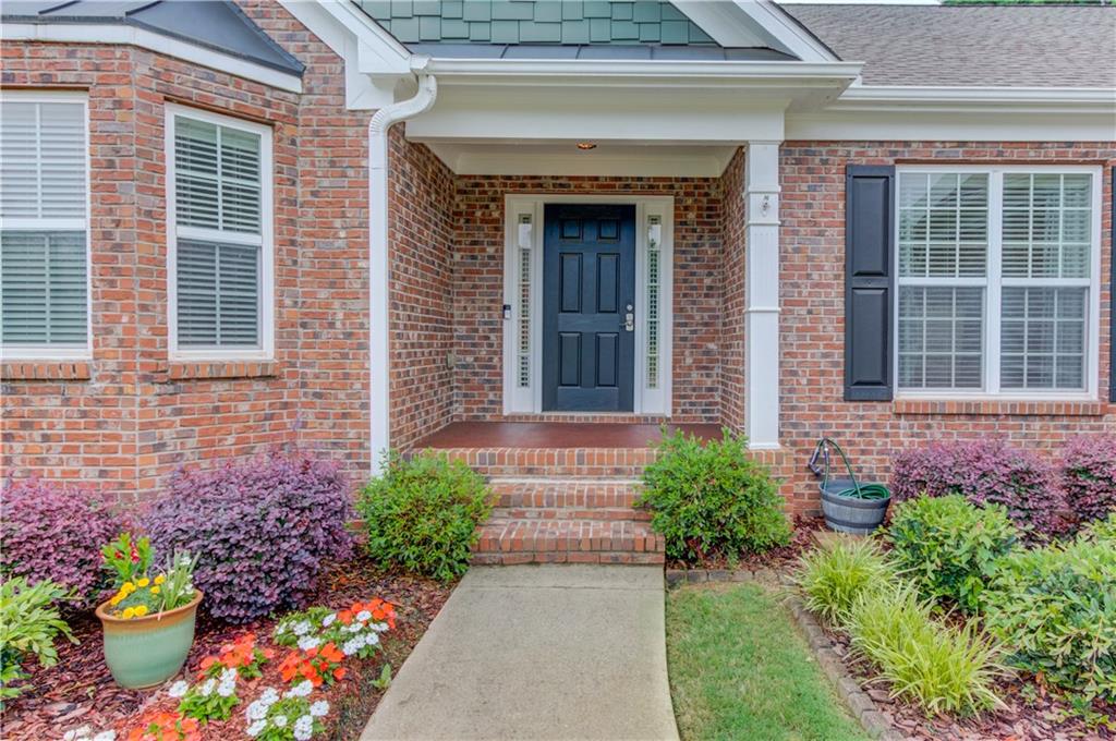 4235 Crestwood Bend Circle
