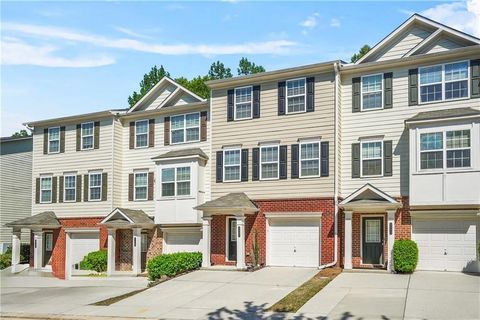 Townhouse For Sale - 6887 Slate Stone Way #3<br/> Mableton, GA 30126